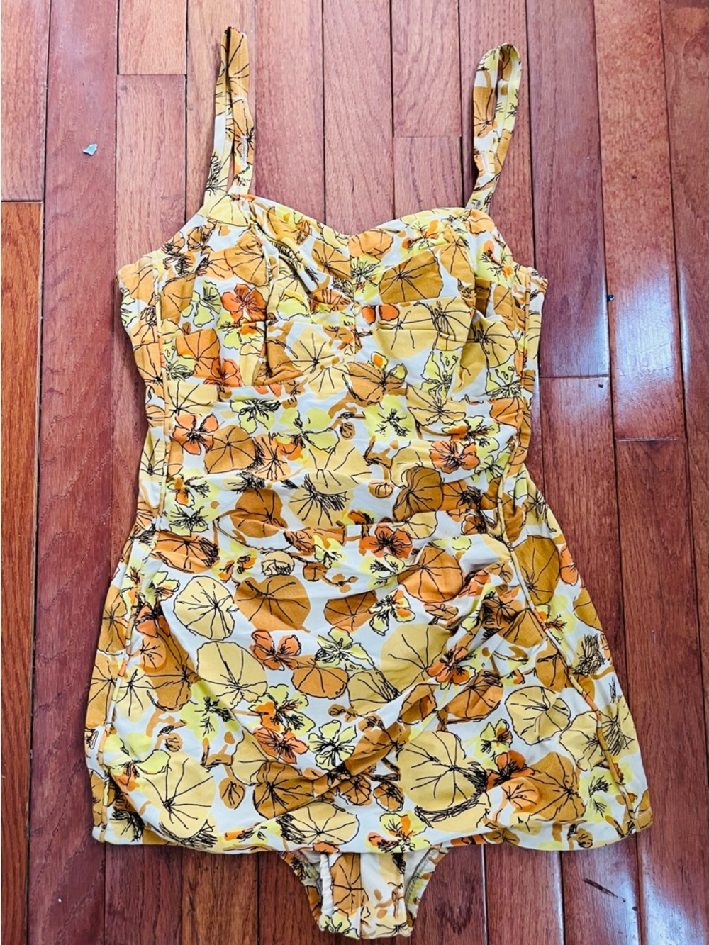 Vintage Roxanne Swimsuit Rockabilly Pin Up Floral Perfection Lastex Retro 60s
